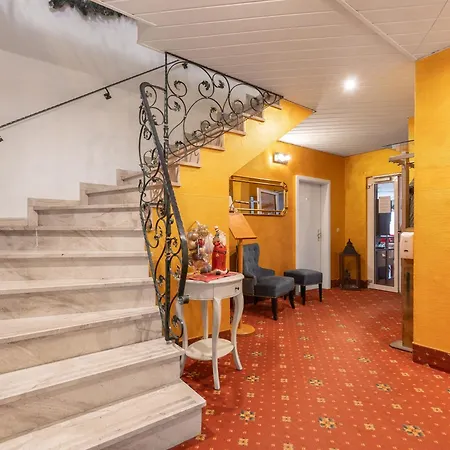 Klaus Störtebeker Pensionat 3*